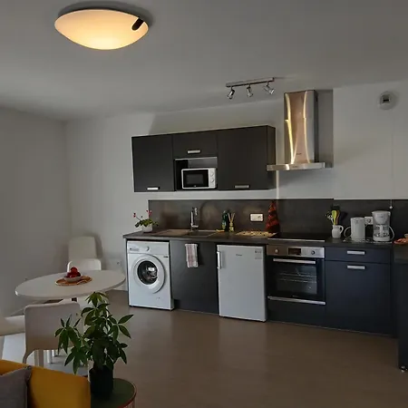 Apartman Novage - *